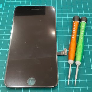 iPhone7Plus 液晶交換