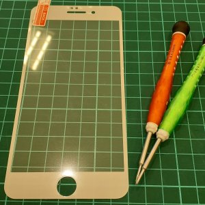 iPhone8Plus 強化ガラス永久保証