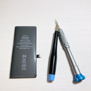 iPhone11バッテリー充電残量の減りが早い…→20分で即日修理で悩みも解決!!【iPhone修理満足度No.1】の当店にお任せください!!