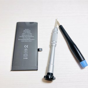 iPhone11動画をよく見るのでバッテリーの減りが気になる…→即日修理!!お悩みも解決!!【iPhone修理満足度No.1】の当店にお任せください!!