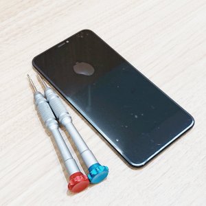 iPhoneXS max 液晶交換