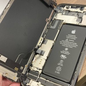 iPhone 12mini 液晶交換修理