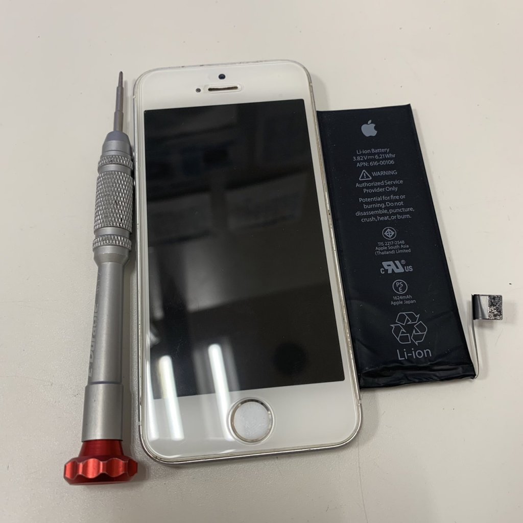 iPhoneSEバッテリー交換修理