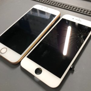 iPhone8 ガラスパネル交換