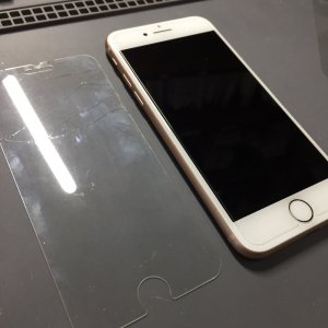 iPhone7 強化ガラス永久保証