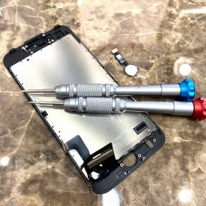 iPhone7 ホームボタン修理