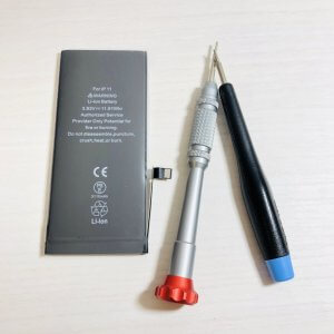 iPhone11 充電してもすぐに残量が無くなる…→最短15分で解決!!予約不要で即日お渡し可能です!!