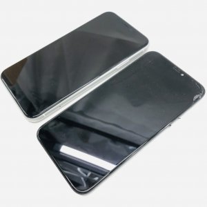 iPhoneXS ガラスパネル交換