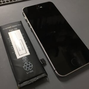 iPhone5SE バッテリー交換