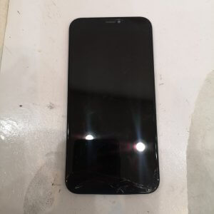 iPhone XR パネル修理
