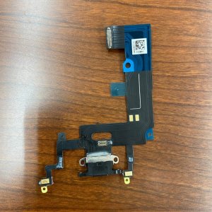 iPhoneXS ライトニング交換