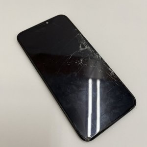 iPhone 11 フロントパネル交換