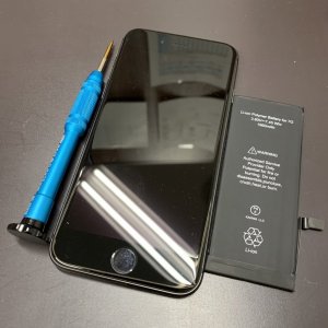 iPhone8バッテリー交換修理