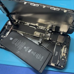 iPhone7 バッテリー交換