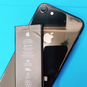 iPhone8 バッテリー交換
