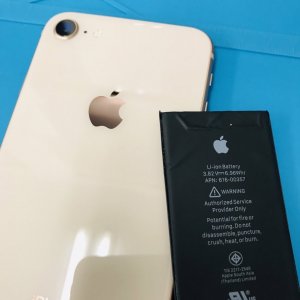 iPhone8 バッテリー交換