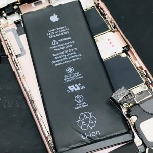 iPhone6s バッテリー交換