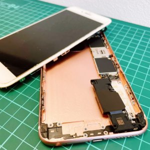 iPhone 6sPlus ライトニング交換