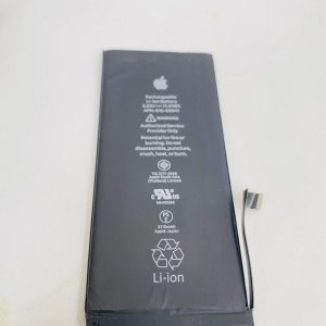 iPhone11 充電が急に無くなる…→お任せください！最短10分で修理完了！