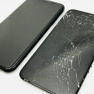 iPhoneXR フロントパネル交換