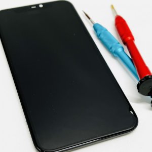 iPhone11 液晶交換
