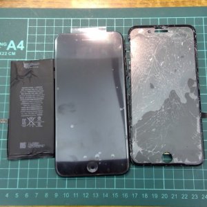 iPhone7Plus　液晶交換　バッテリー交換