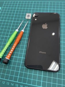 iPhone XR アウトカメラ交換