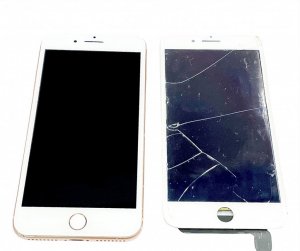 iPhone8p フロントパネル 交換修理