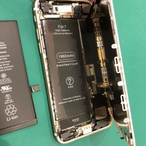 iPhone7 バッテリー交換