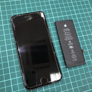 iPhone8 バッテリー交換