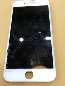 iPhone8 パネル交換