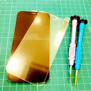 iPhone12mini ガラスパネル交換 強化ガラス永久保証