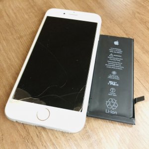 iPhone6S バッテリー交換修理