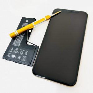 iPhoneXSバッテリー交換修理