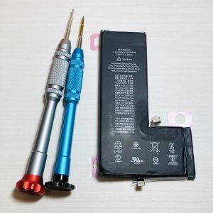 iPhone11Pro 電源が急に落ちる→バッテリー交換で問題解決できます!!