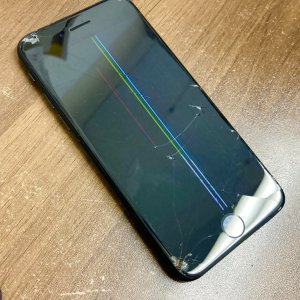 iPhoneSE 第2世代 液晶画面 交換修理