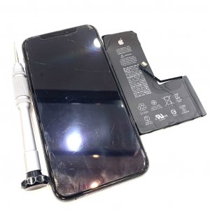 iPhoneXS　バッテリー交換