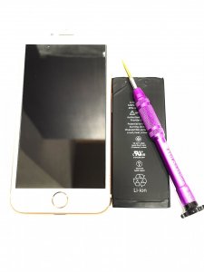iPhone８ バッテリー交換修理