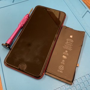 iPhone8 バッテリー交換修理