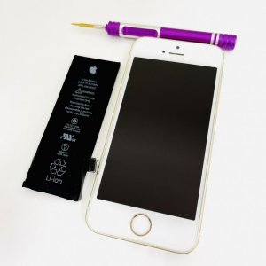 iPhoneSEバッテリー交換修理