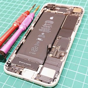 iPhone8 バッテリー交換