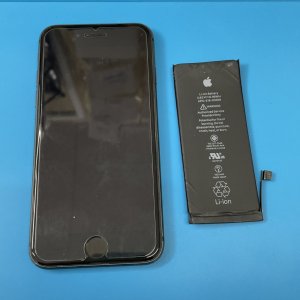 iPhone8 バッテリー交換修理