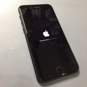 iPhone8 リンゴループ 基盤修理