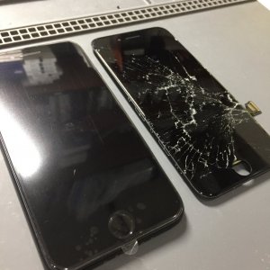 iPhone8 フロントパネル交換