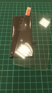 iPhoneX バッテリー交換 強化ガラス貼り付け