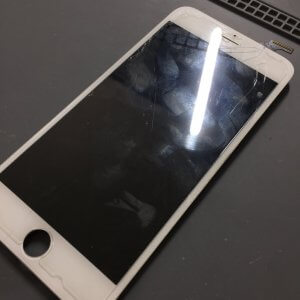 iPhone6S 液晶交換