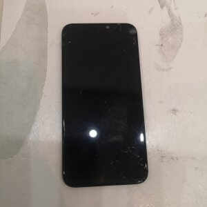 iPhone 11PRO パネル修理