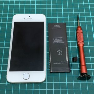 iPhoneSE バッテリー交換