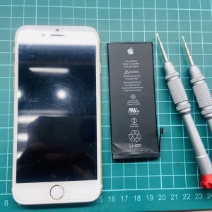 iPhone６s バッテリー交換