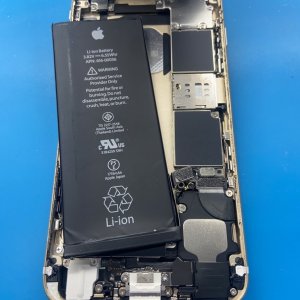 iPhone6Sバッテリー交換